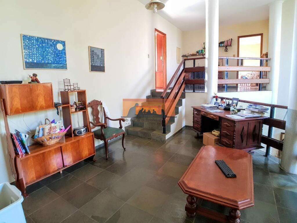 Casa à venda no Cidade Universitária: 