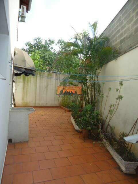 Casa à venda no Vila Modesto Fernandes: 