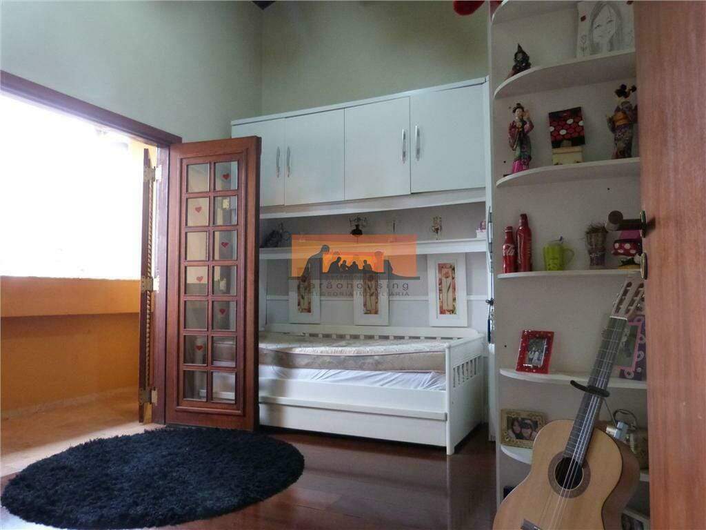 Casa à venda no Parque das Universidades: 
