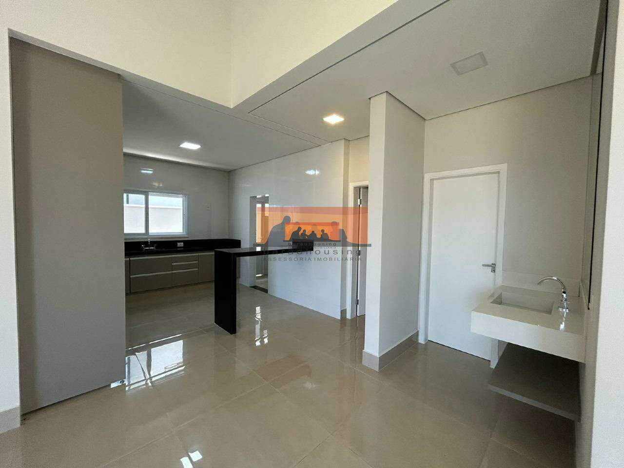 Casa à venda no Condominio Residencial Royal Garden: 