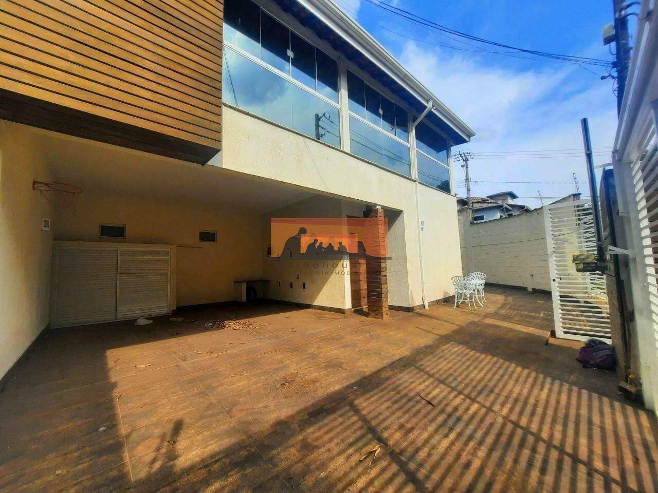Casa à venda no Parque das Universidades: 