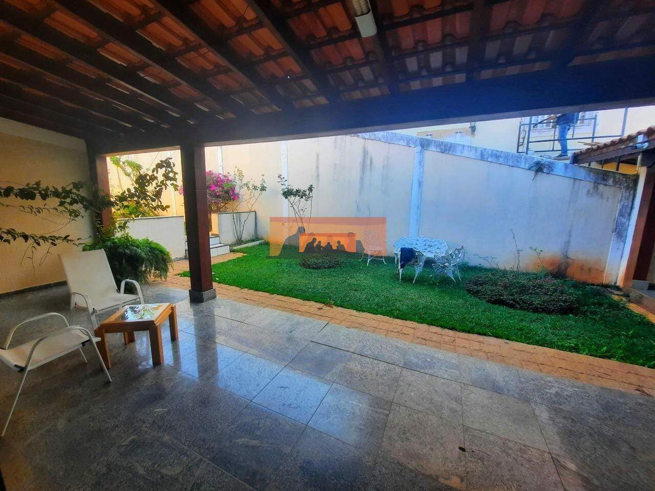 Casa à venda no Parque Taquaral: 