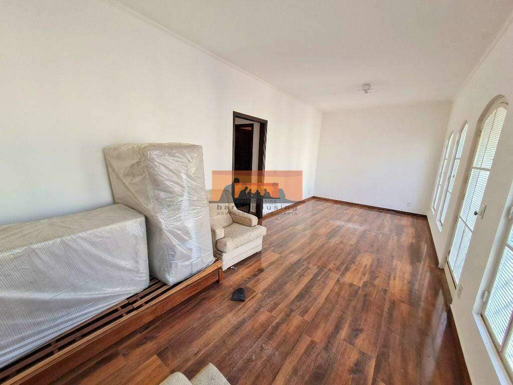 Casa à venda no Cidade Universitária: 
