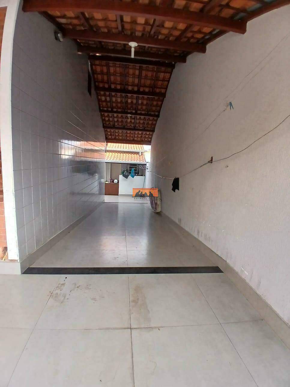 Casa à venda no Jardim São Gonçalo: 