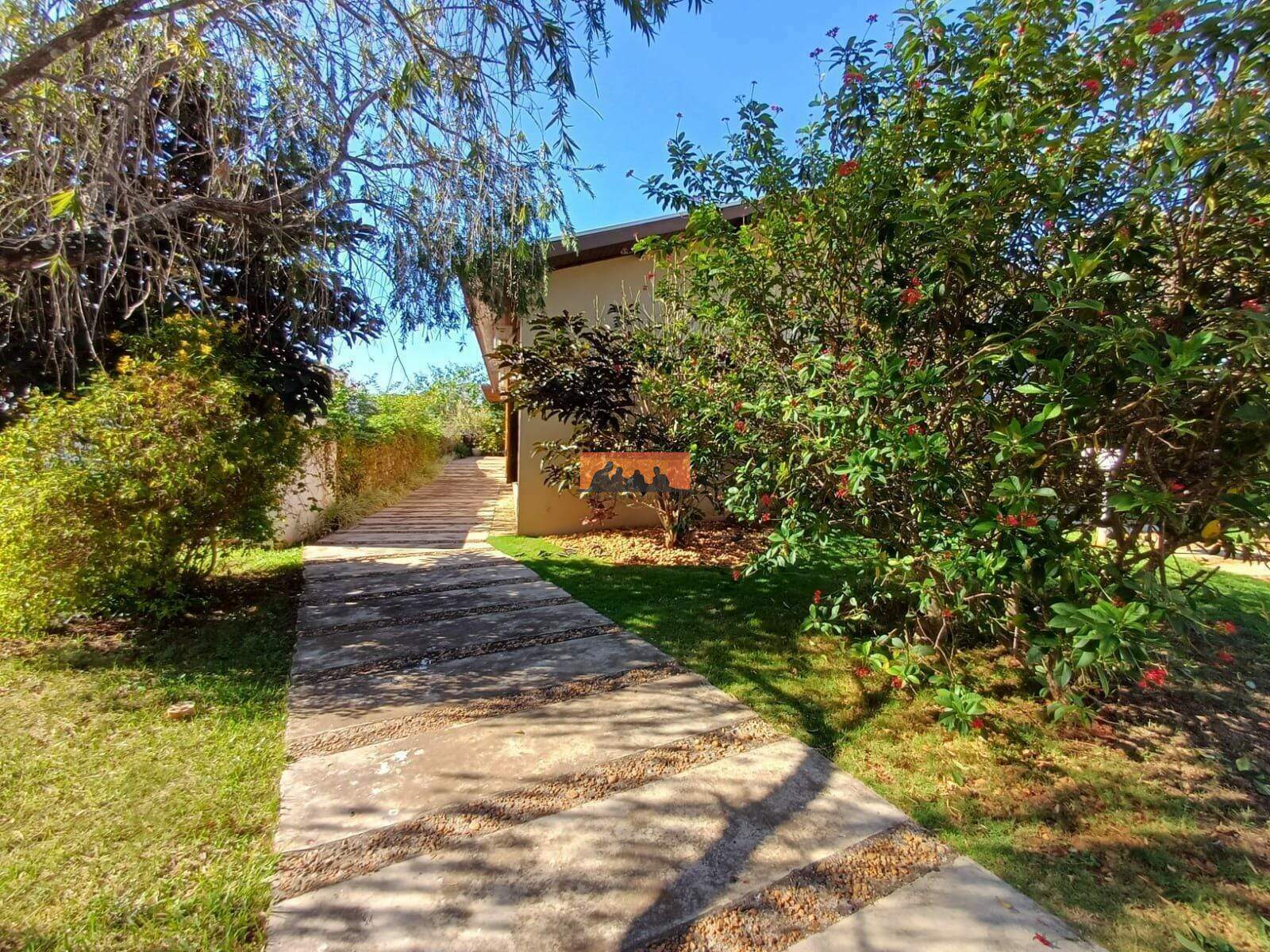 Casa à venda no Condominio Riviera Barão: 