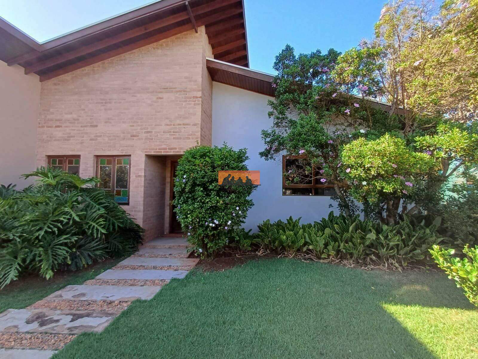 Casa à venda no Condominio Riviera Barão: 