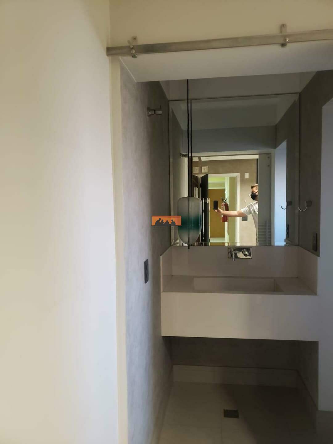 Sala à venda no Centro: 