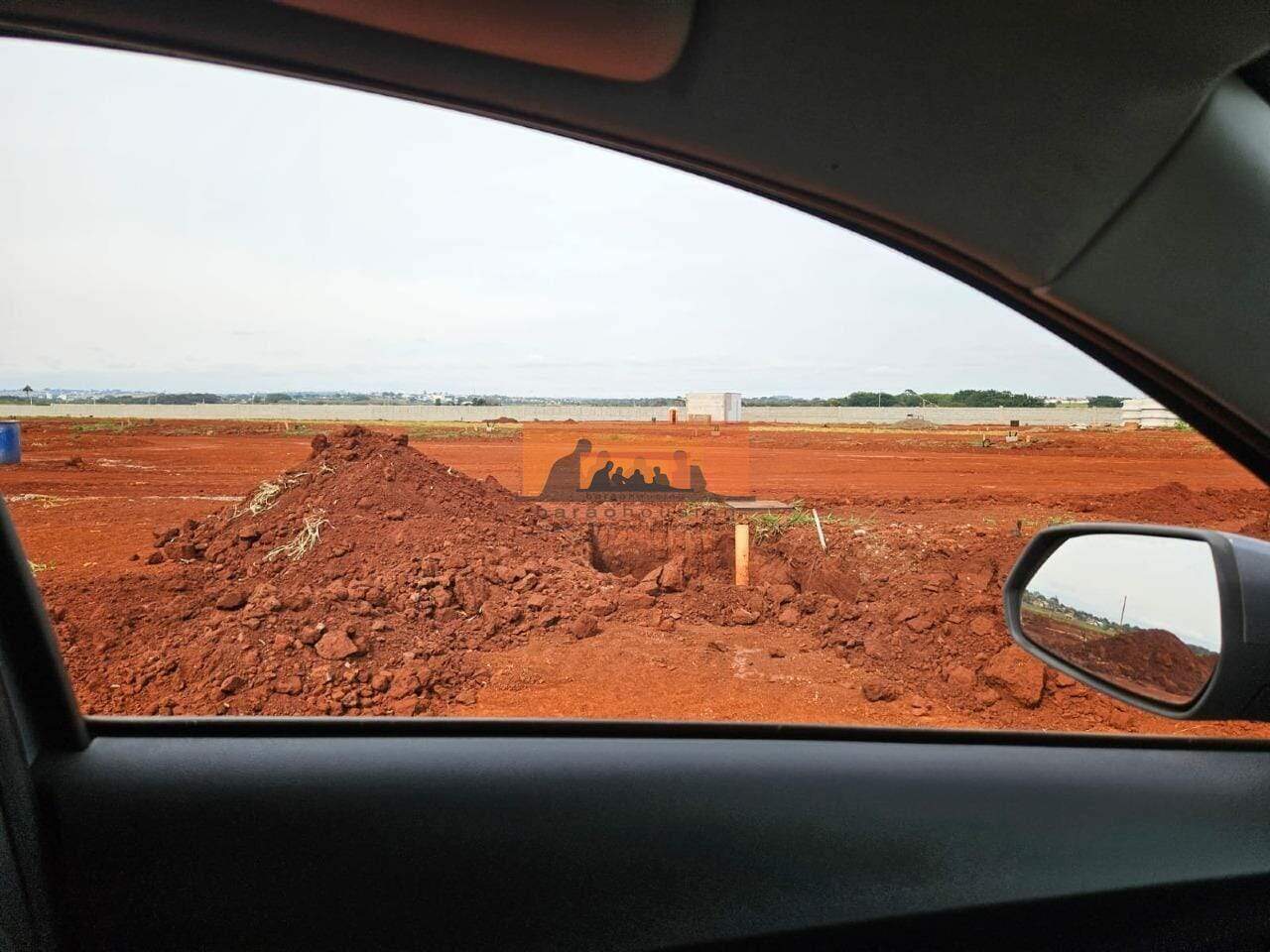Lote em condomínio à venda no Condomínio Portoville: 