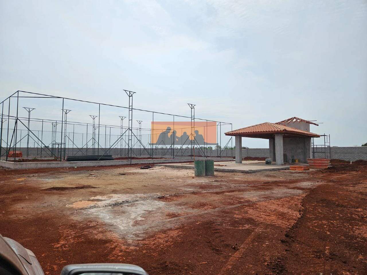 Lote em condomínio à venda no Condomínio Portoville: 