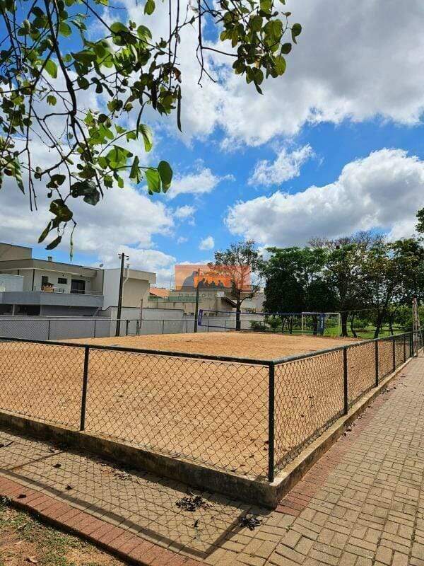 Lote em condomínio à venda no Parque Brasil 500: 