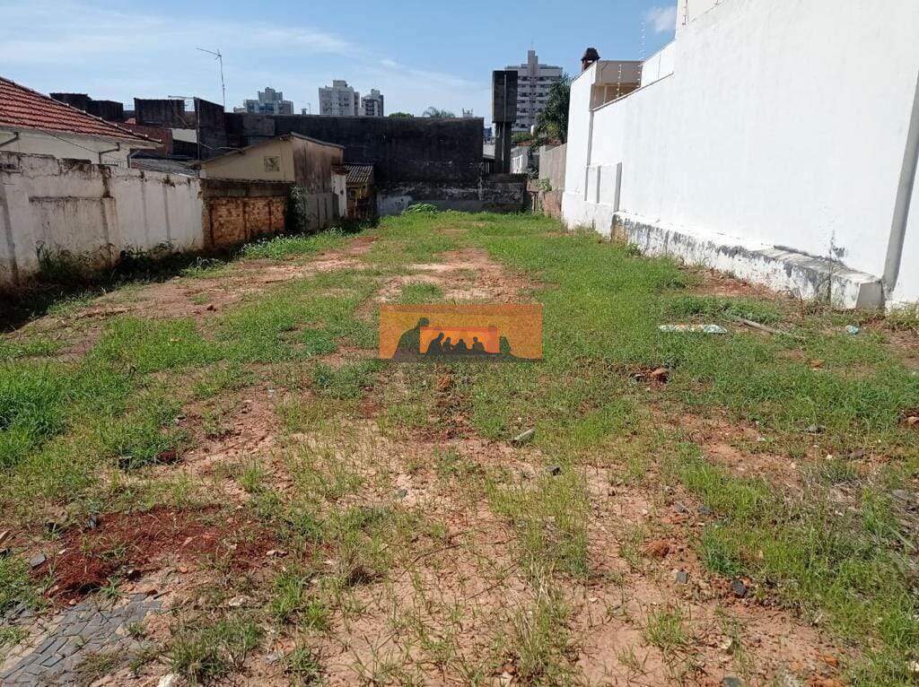 Terreno à venda no Centro: 