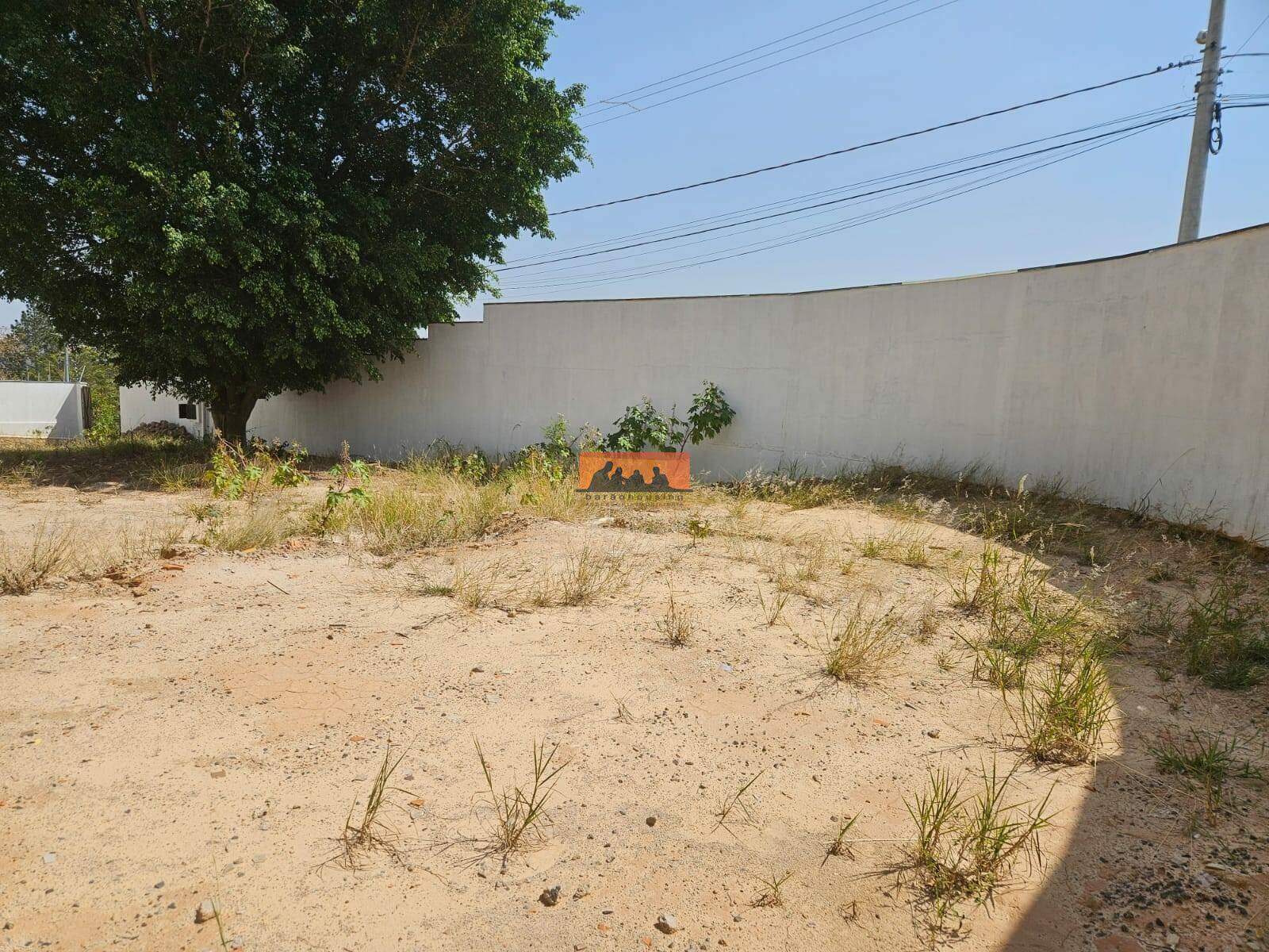 Terreno à venda no Parque dos Pomares: 