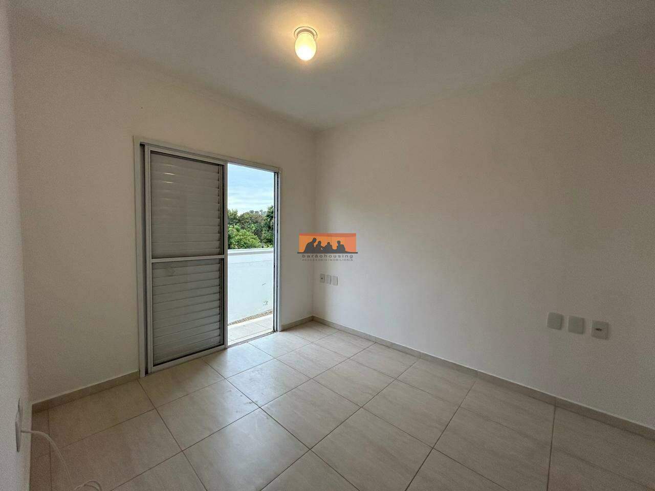 Casa à venda no Residencial Village Dom Pedro I : 