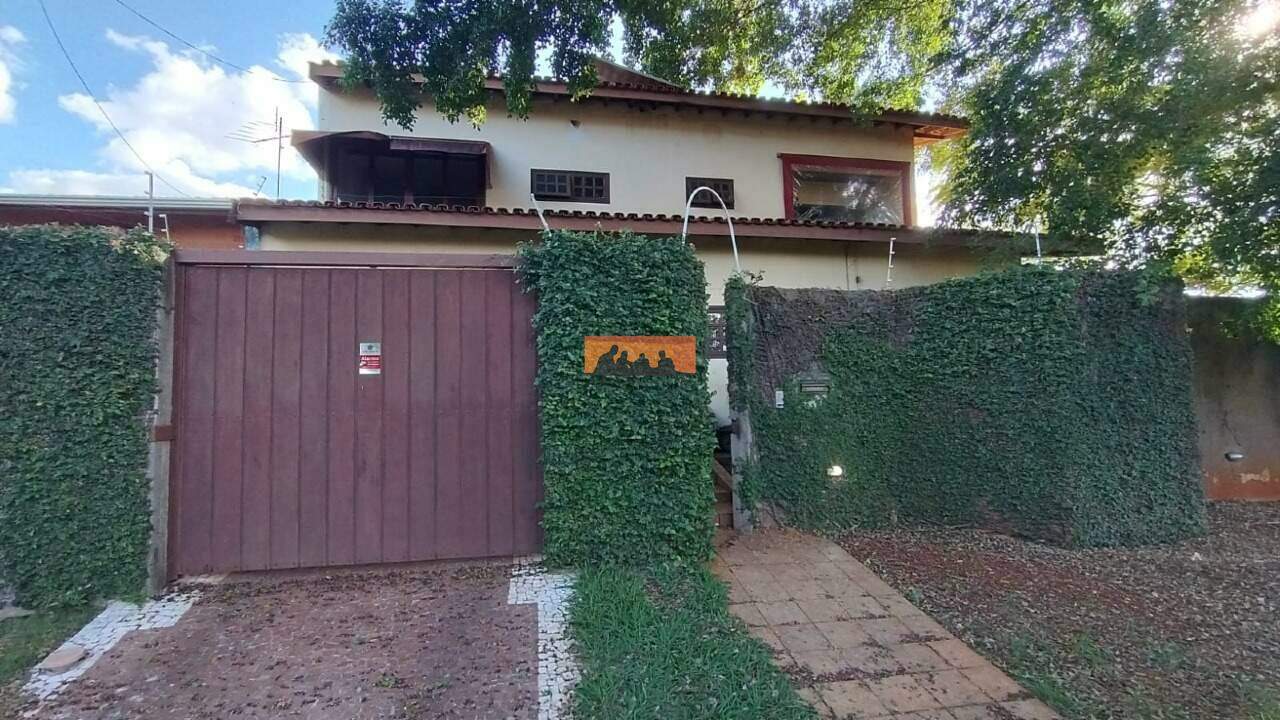Casa à venda no Jardim do Sol: 