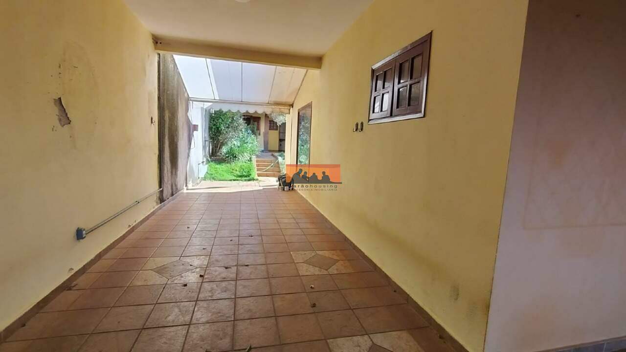 Casa à venda no Jardim do Sol: 