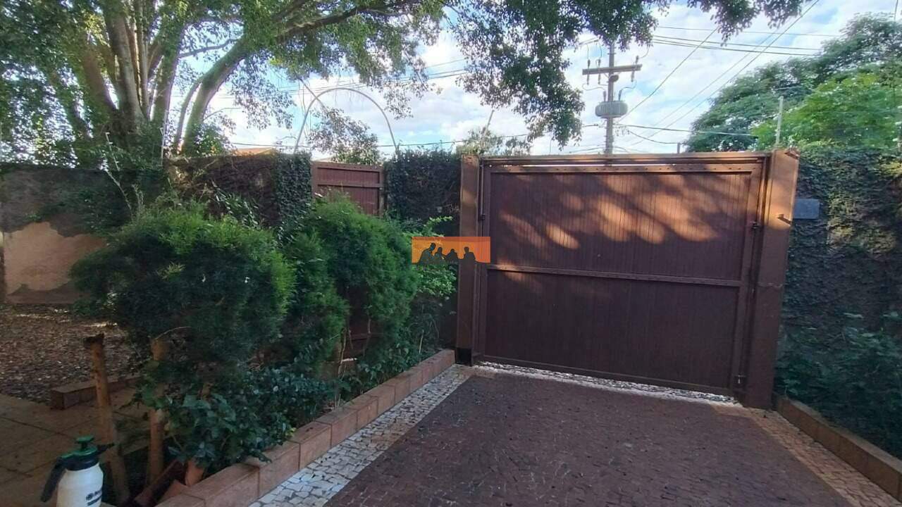 Casa à venda no Jardim do Sol: 