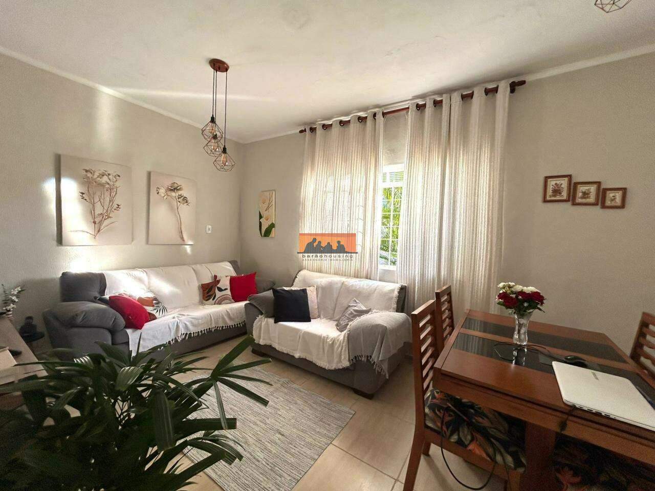 Casa à venda no Vila Santa Isabel: 