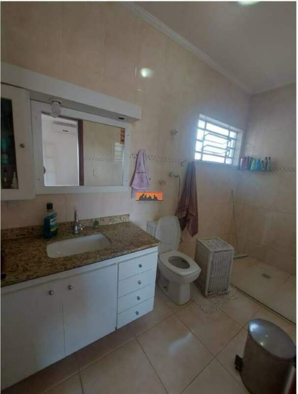 Casa à venda no Jardim Chapadão: 
