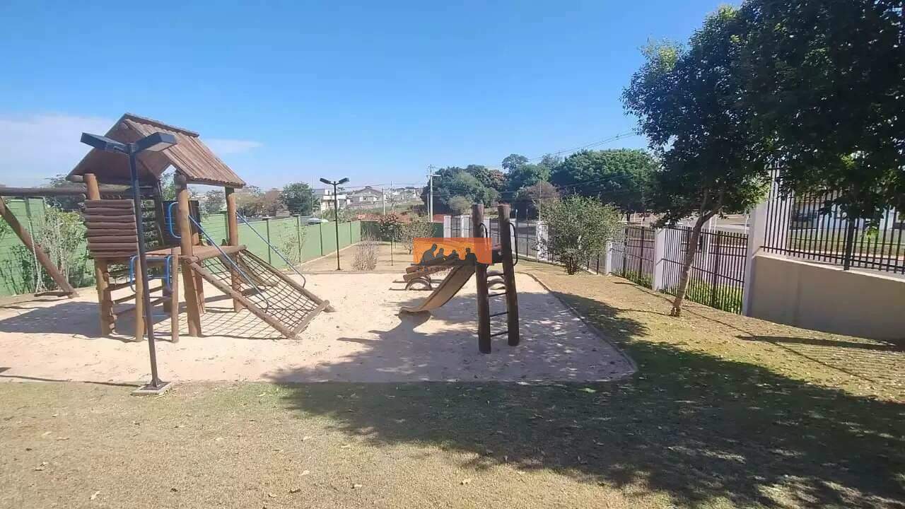 Lote em condomínio à venda no Condomínio Portoville: 