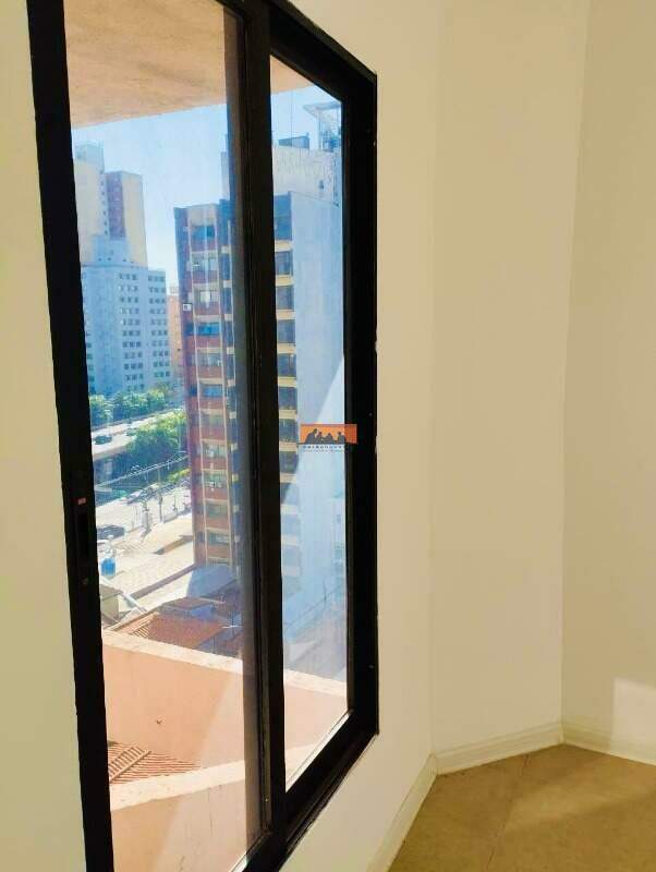 Sala para aluguel no Centro: 