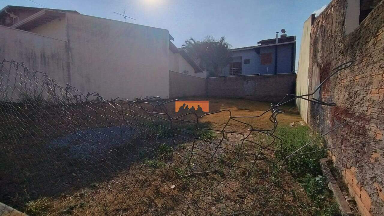 Terreno à venda no Residencial Terras do Barão: 