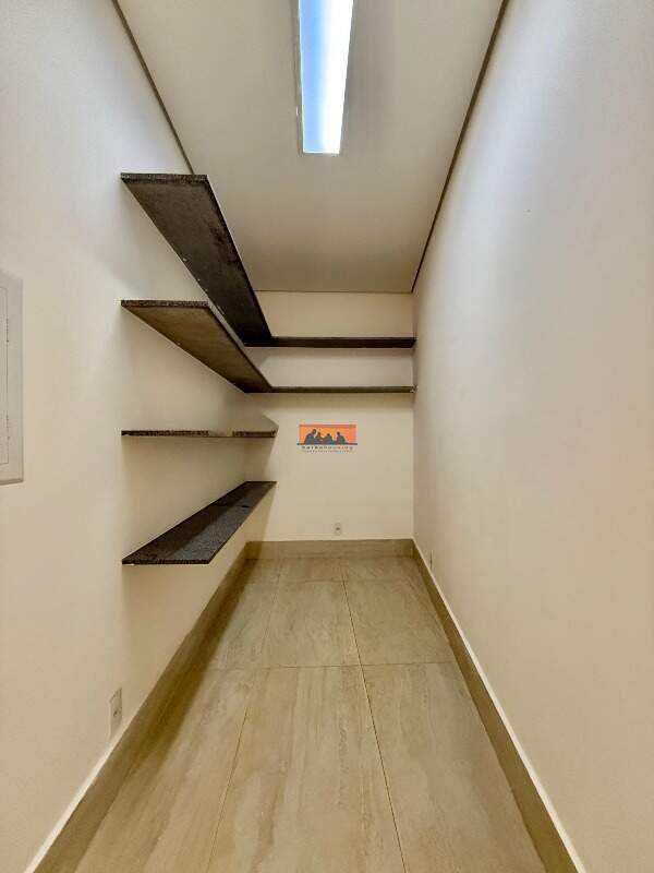 Casa à venda no Condominio Riviera Barão: 