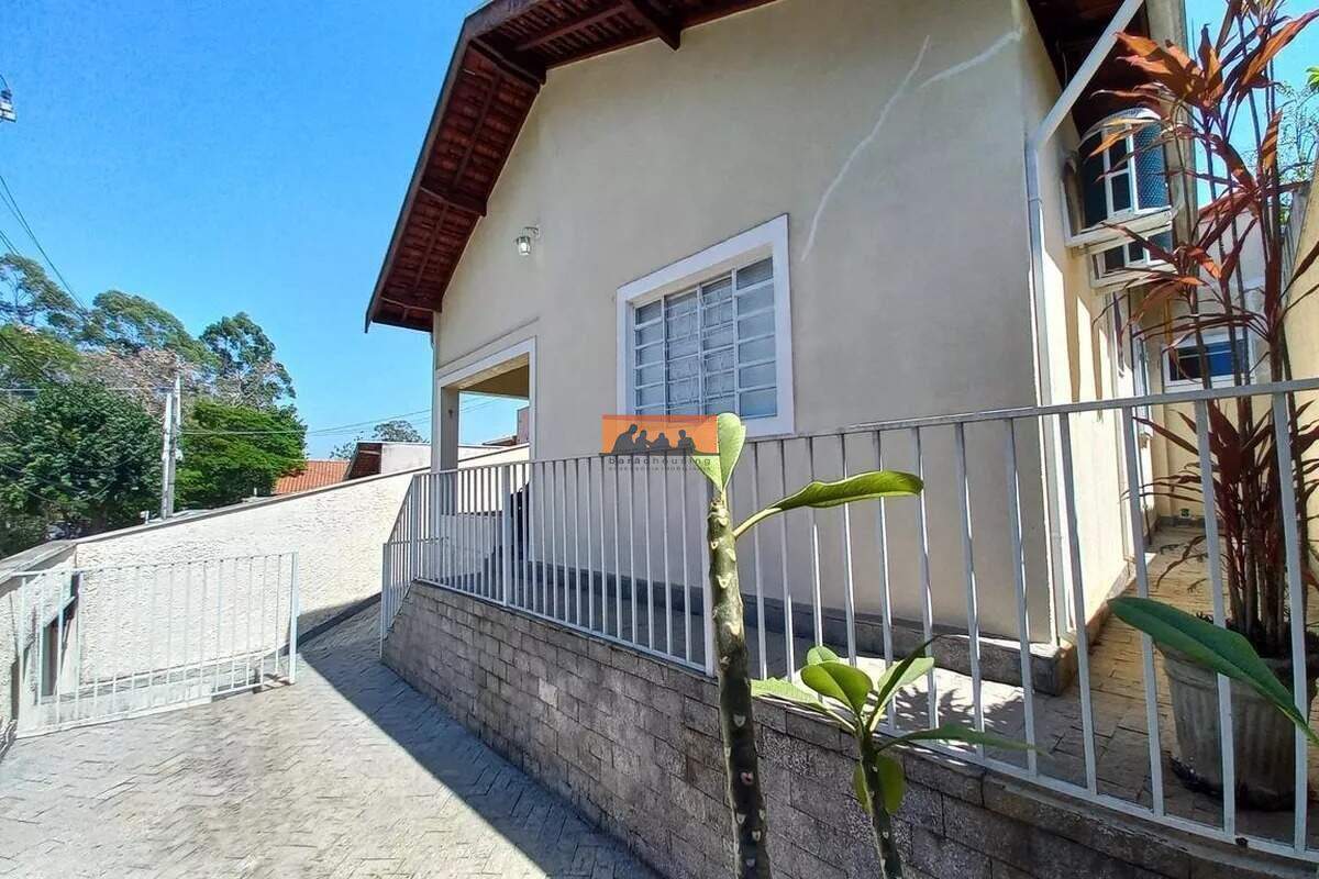 Casa à venda no Jardim Indianópolis: 