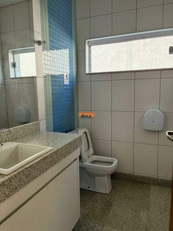 Prédio para aluguel no Jardim Guanabara: 