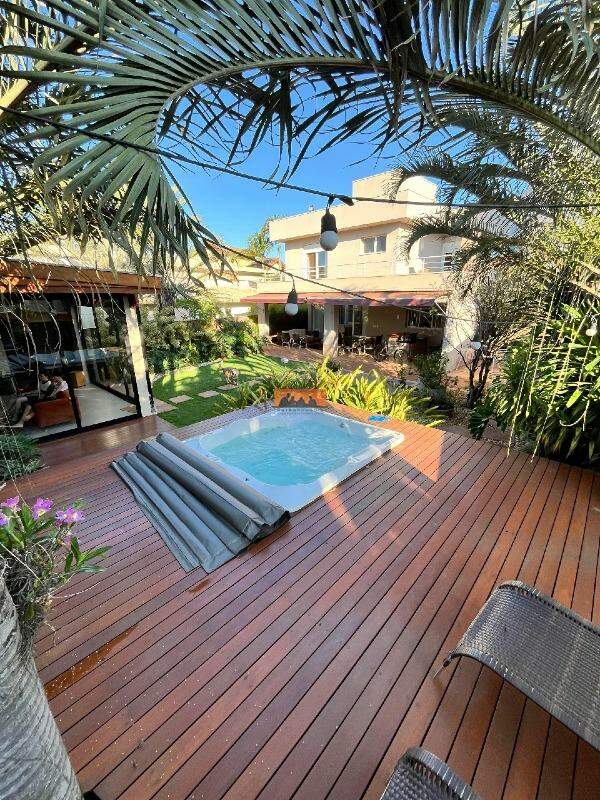 Casa à venda no Condominio Riviera Barão: 