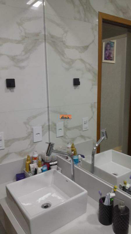 Casa à venda no João Aranha: 