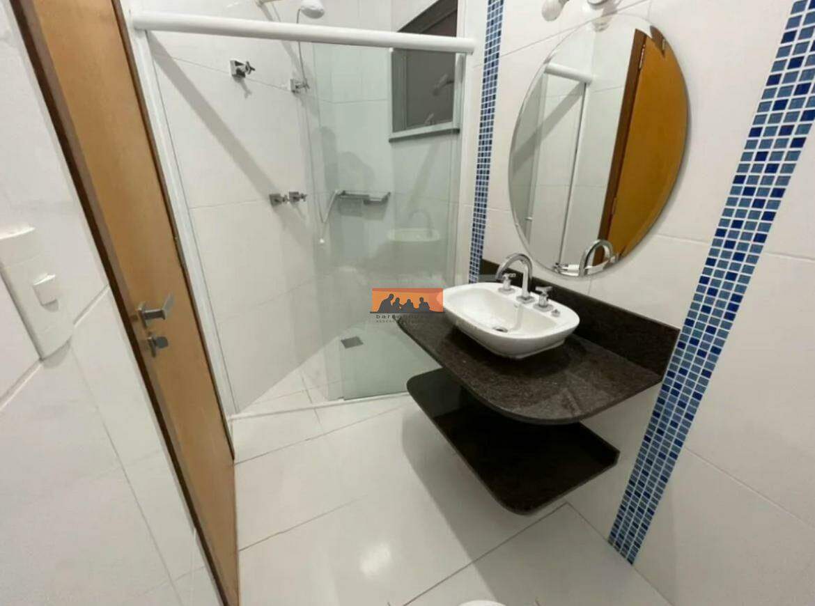 Casa à venda no Condomínio Residencial Jacarandás: 