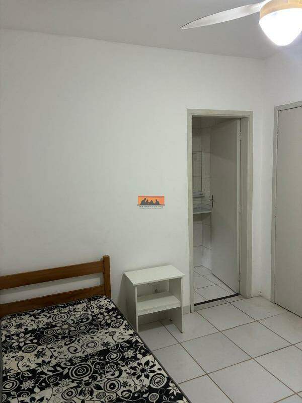 Kitnet para aluguel no Cidade Universitária: 