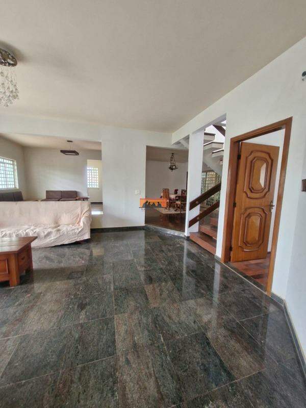 Casa para aluguel no Chácara Primavera: 