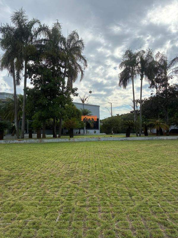 Prédio à venda no Jardim Santa Genebra: 