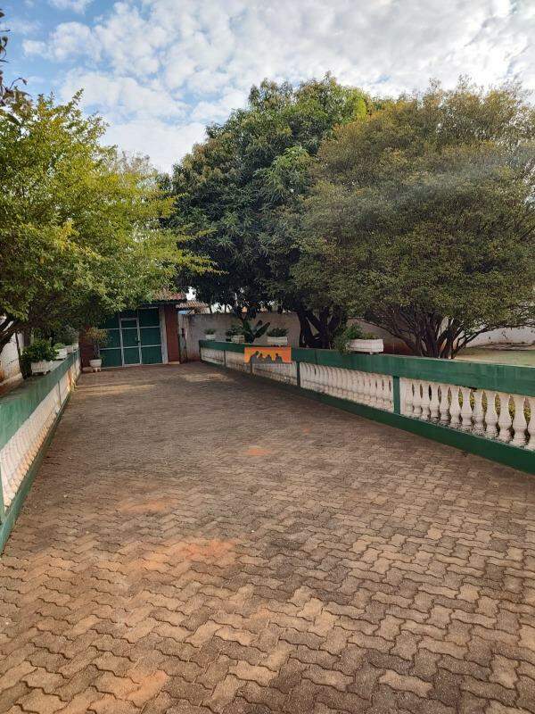 Chácara à venda no Parque das Laranjeiras II: 