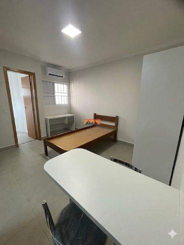 Kitnet para aluguel no Cidade Universitária: 