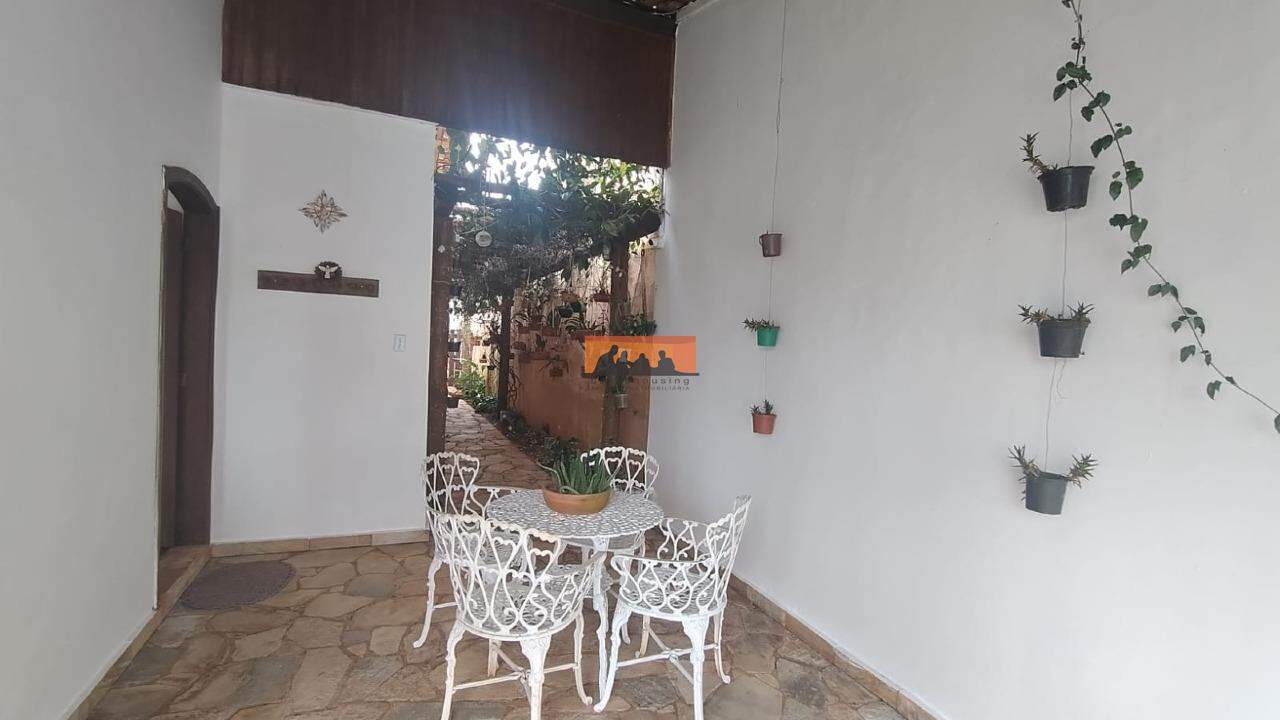 Casa à venda no Jardim do Sol: 