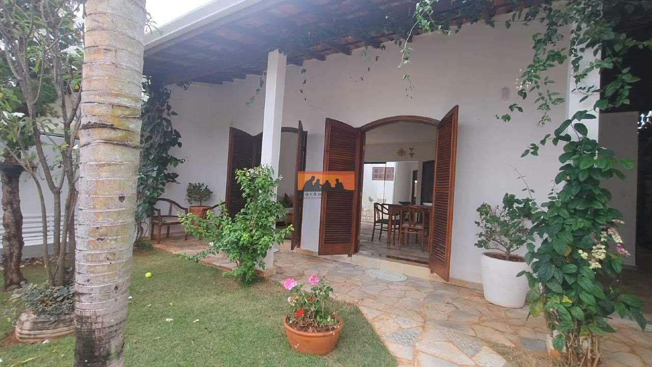 Casa à venda no Jardim do Sol: 