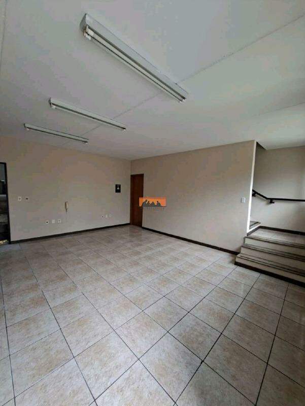 Barracão para aluguel no Jardim Santa Genebra: 