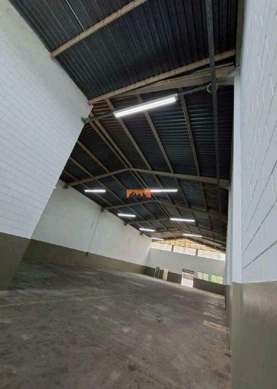 Barracão para aluguel no Jardim Santa Genebra: 