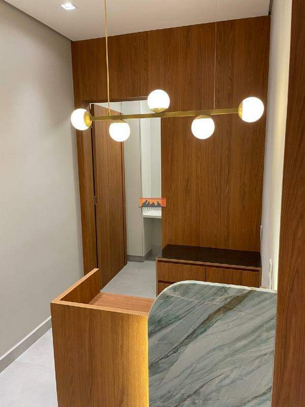 Sala para aluguel no Centro: 