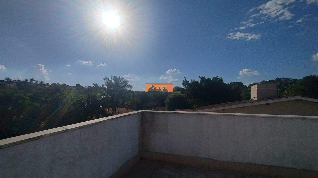 Casa à venda no Cidade Universitária: 