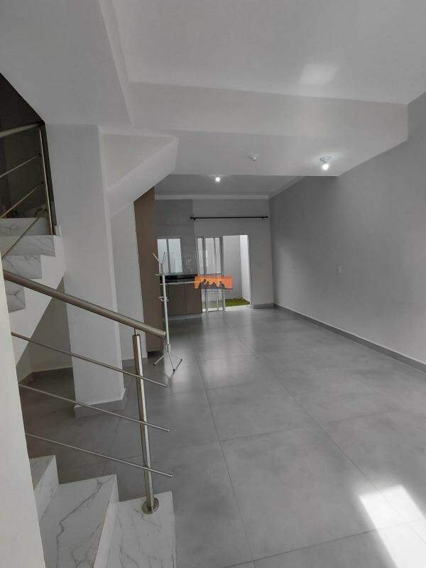 Casa para aluguel no Parque dos Pomares: 