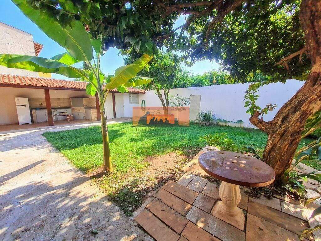 Casa à venda no Cidade Universitária: 