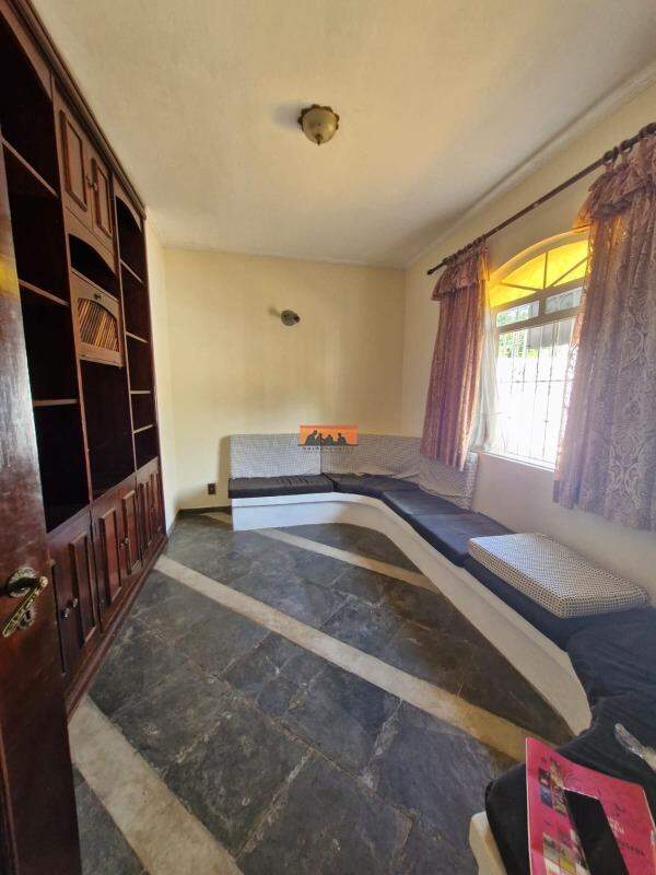 Casa para aluguel no Cidade Universitária: 
