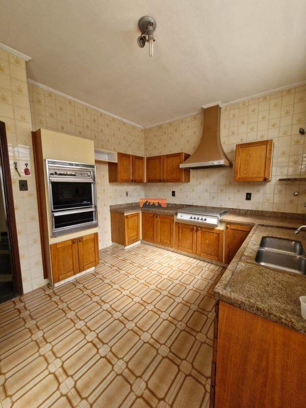 Casa para aluguel no Cidade Universitária: 