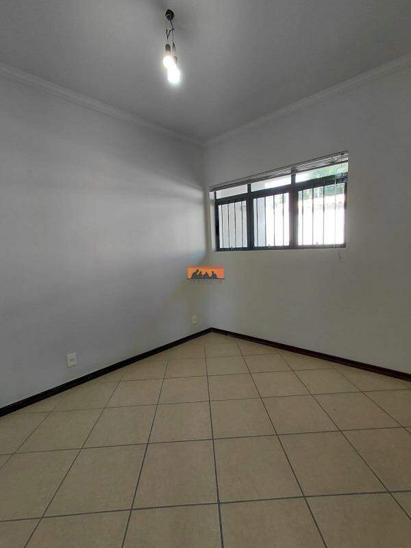 Casa para aluguel no Chácara Primavera: 