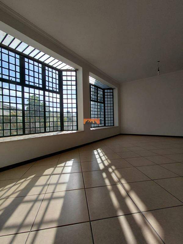 Casa para aluguel no Chácara Primavera: 