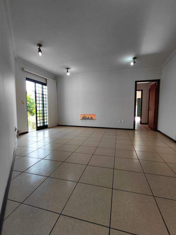 Casa para aluguel no Chácara Primavera: 