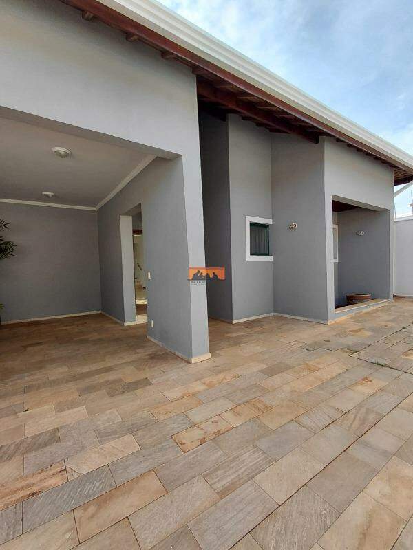 Casa para aluguel no Chácara Primavera: 
